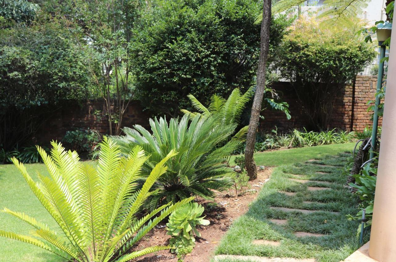 Green Scape Flatlet Pretoria-Noord Exterior foto